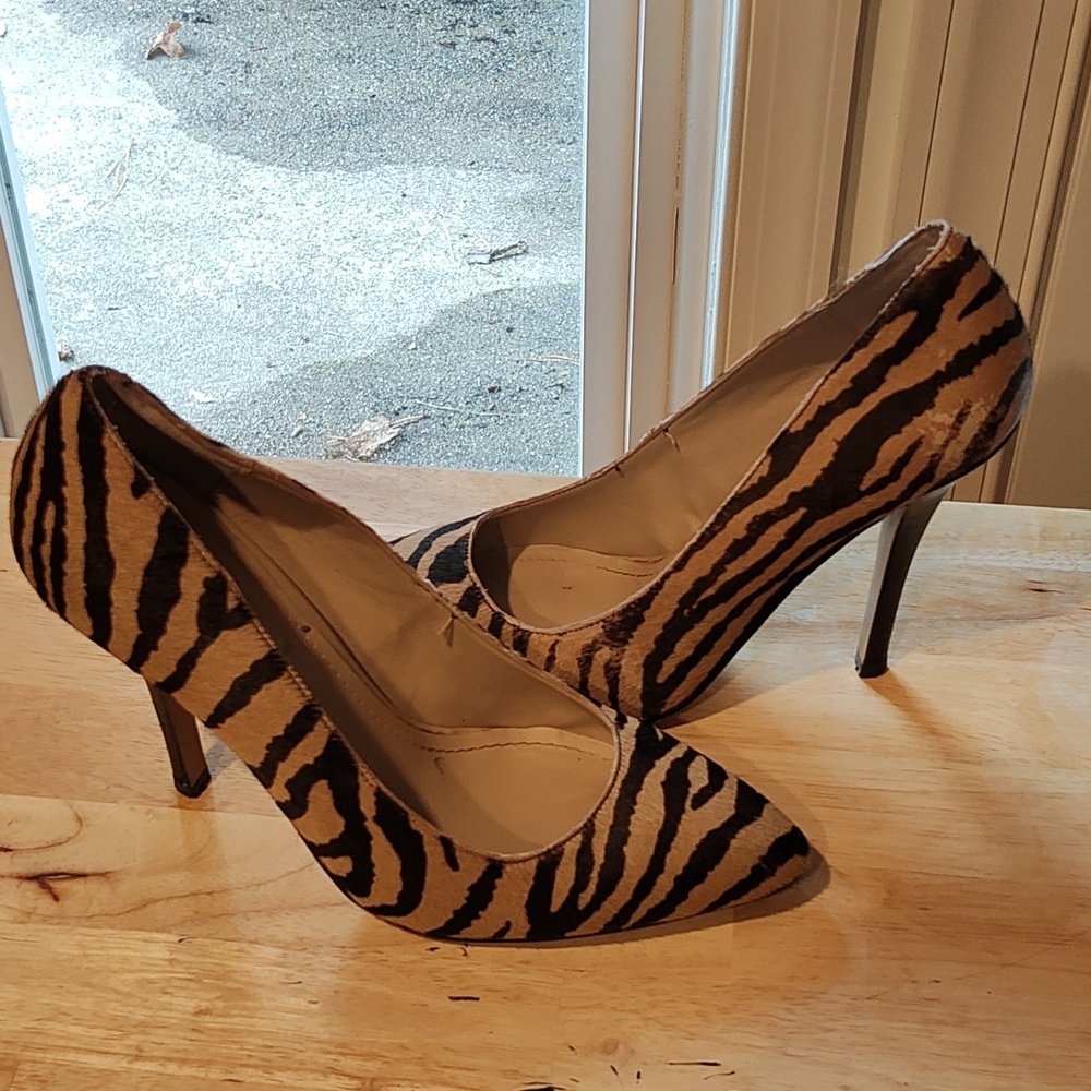 *Steve Madden* | Intrud-L Pony Hair Pumps